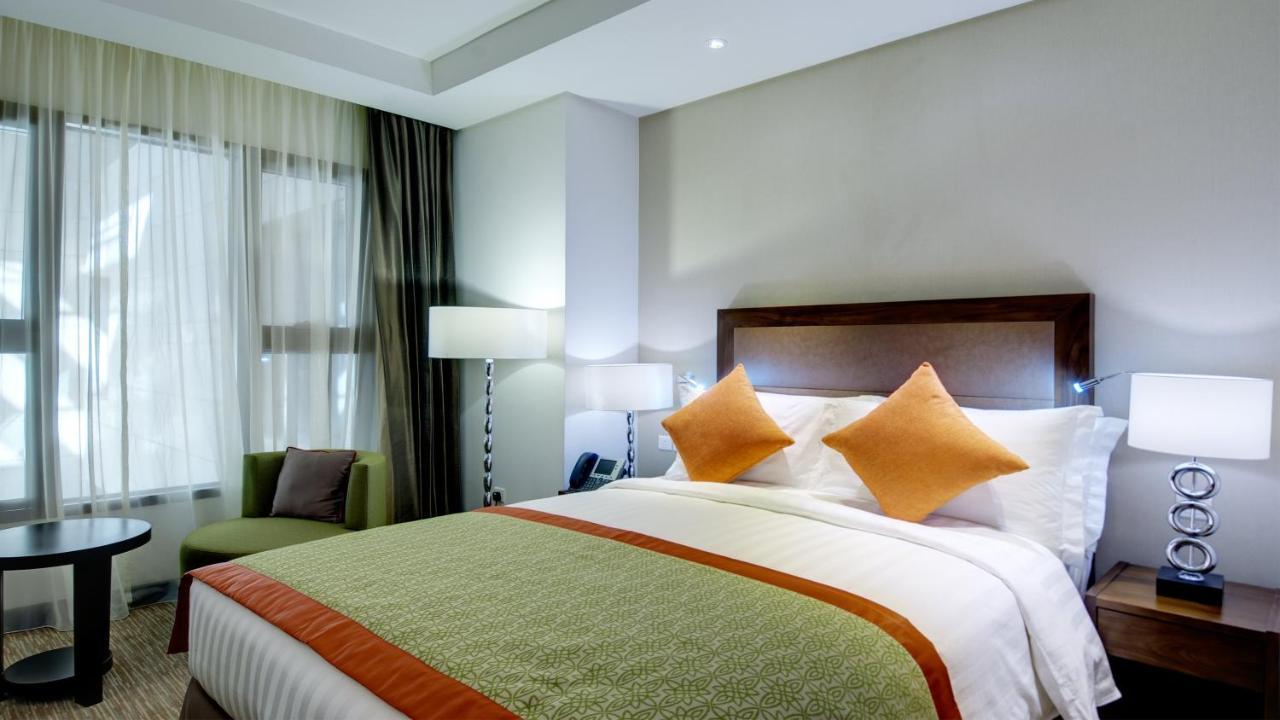 Crowne Plaza Madinah, An Ihg Hotel Medina Bagian luar foto